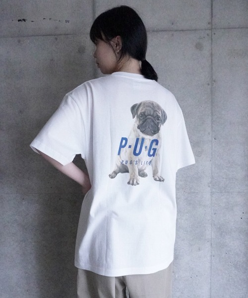 AKISHIKA design(アキシカデザイン)の「P.U.G's LIFE T-SHIRTS(Tシャツ/カットソー・メンズ・White・M/XL/L)」の1枚目の写真