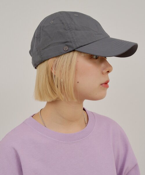 WHIMSIC(ウィムジック)の「【UNISEX】6パネル ウィズ スカーフ(ハット・レディース・ベージュ/ネイビー/チャコールグレー・FREE)」の4枚目の写真