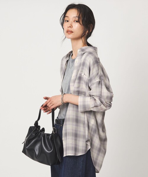 green label relaxing（グリーンレーベルリラクシング）の「［size SHORTあり］シアー チェック シャツ（シャツ/ブラウス・レディース・ブラウン/ベージュ/グレー/ブラック・FREE/SHORT）」の6枚目の写真