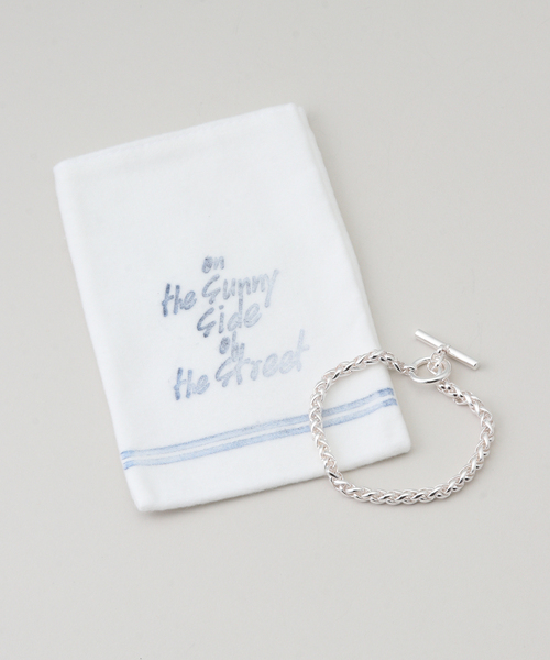 IENA（イエナ）の「on the sunny side of the street Triple Triolet Chain Bracelet  261-100B（ブレスレット・レディース・シルバー・FREE）」の8枚目の写真