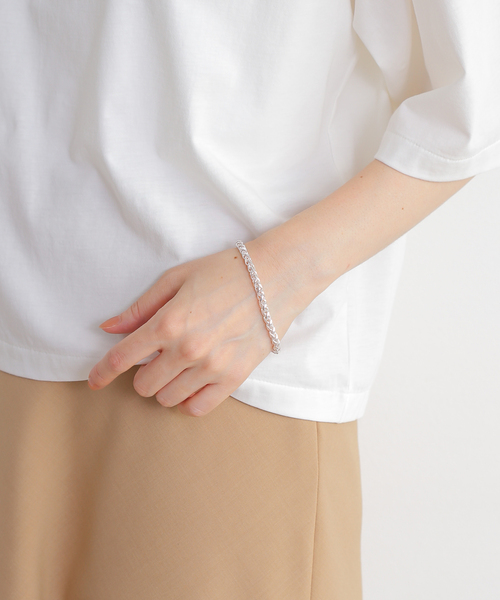 IENA（イエナ）の「on the sunny side of the street Triple Triolet Chain Bracelet  261-100B（ブレスレット・レディース・シルバー・FREE）」の9枚目の写真