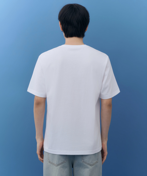MUSINSA STANDARD（ムシンサスタンダード）の「[ハーツツーハーツコラボ] Hearts2Hearts Tシャツ [ホワイト]（Tシャツ/カットソー・レディース・その他・LARGE）」の4枚目の写真