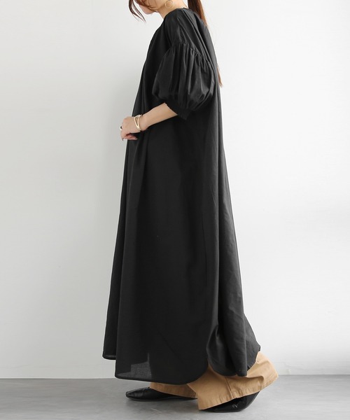 and it_(アンドイット)の「キャンブリック2way七分袖ギャザーワンピース(ワンピース・レディース・ブラック・M-L)」の7枚目の写真