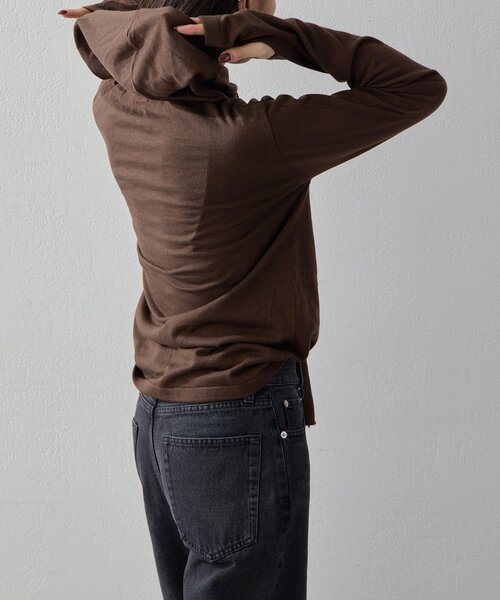 UNFORM（アンフォーム）の「【2026AW Debut】【UNFORM】カシミヤ混フーディボウタイニット（ニット/セーター・レディース・ブラック/チャコールグレー/ブラウン・FREE）」の14枚目の写真