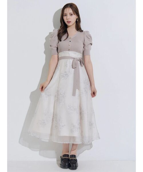 MERCURYDUO(マーキュリーデュオ)の「花柄パワショルニットドッキングワンピース(ワンピース・レディース・ベージュ/チャコールグレー・SMALL/MEDIUM)」の4枚目の写真