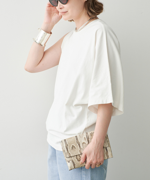 Deuxieme Classe(ドゥーズィエムクラス)の「【AGOLDE / エーゴールドイー】 SHOULDER CUT OUT TEE(Tシャツ/カットソー・レディース・ホワイト・FREE)」の19枚目の写真