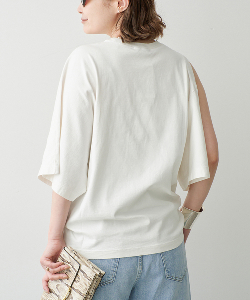 Deuxieme Classe(ドゥーズィエムクラス)の「【AGOLDE / エーゴールドイー】 SHOULDER CUT OUT TEE(Tシャツ/カットソー・レディース・ホワイト・FREE)」の3枚目の写真