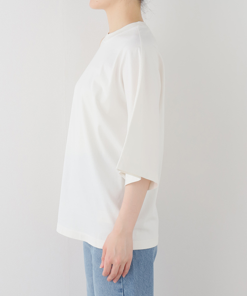 Deuxieme Classe(ドゥーズィエムクラス)の「【AGOLDE / エーゴールドイー】 SHOULDER CUT OUT TEE(Tシャツ/カットソー・レディース・ホワイト・FREE)」の11枚目の写真