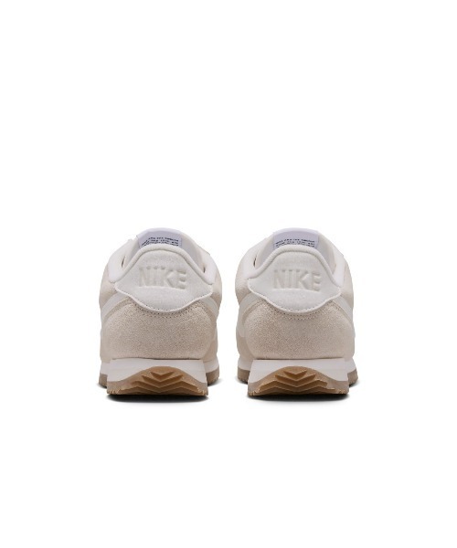 NIKE(ナイキ)の「NIKE Cortez(ナイキ コルテッツ)(スニーカー・レディース・ブラウン系/ホワイト系・23.5cm/24cm/24.5cm/25cm/23cm)」の8枚目の写真