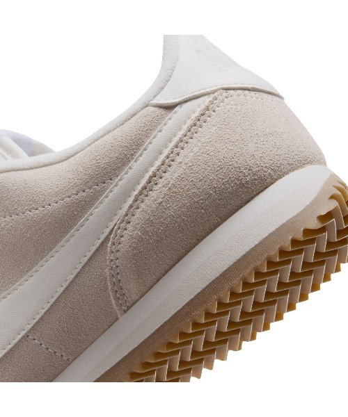 NIKE(ナイキ)の「NIKE Cortez(ナイキ コルテッツ)(スニーカー・レディース・ブラウン系/ホワイト系・23.5cm/24cm/24.5cm/25cm/23cm)」の10枚目の写真