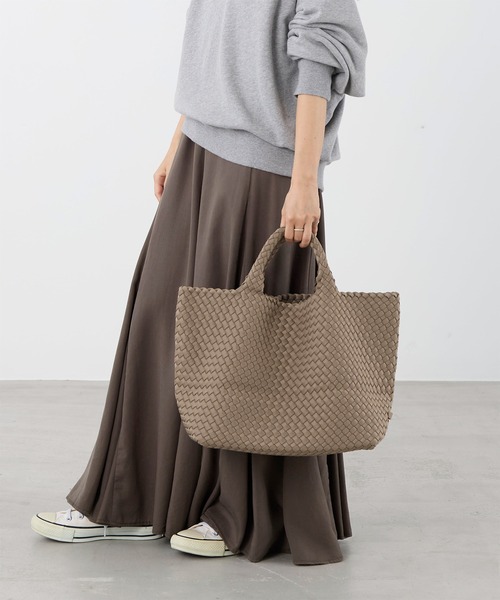 NAGHEDI(ナゲディ)の「【NAGHEDI】トートバッグ-St Barths Medium Tote(トートバッグ・レディース・ダークブラウン/ベージュ・M)」の7枚目の写真