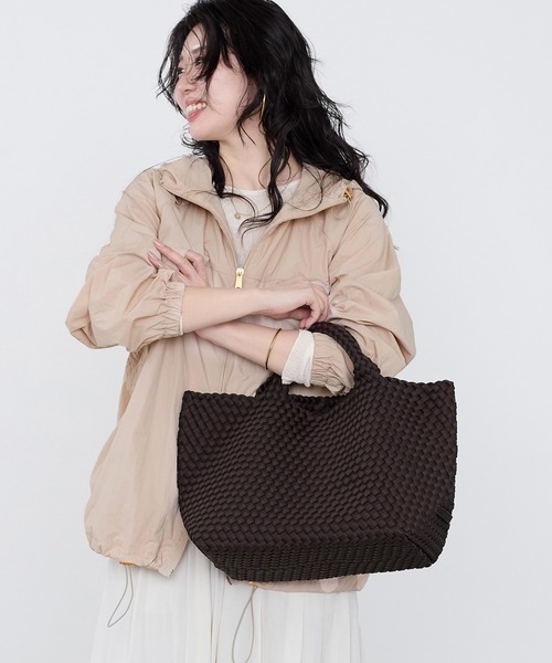 NAGHEDI(ナゲディ)の「【NAGHEDI】トートバッグ-St Barths Medium Tote(トートバッグ・レディース・ダークブラウン/ベージュ・M)」の12枚目の写真