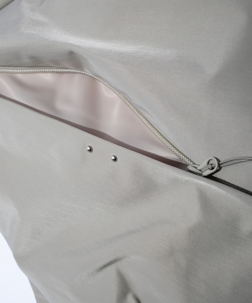 F/CE. (エフシーイー)の「F/CE. TEXTURED TWILL SHOULDER TOTE / エフシーイー テクスチャード ツイル ショルダー トート(トートバッグ・メンズ・ベージュ/ブラック/チャコール・FREE)」の17枚目の写真