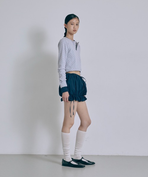 EN NEUME(エンノイム)の「Powder Dot Henley(Tシャツ/カットソー・レディース・ネイビー/イエロー/ブルー/オフホワイト・FREE)」の12枚目の写真