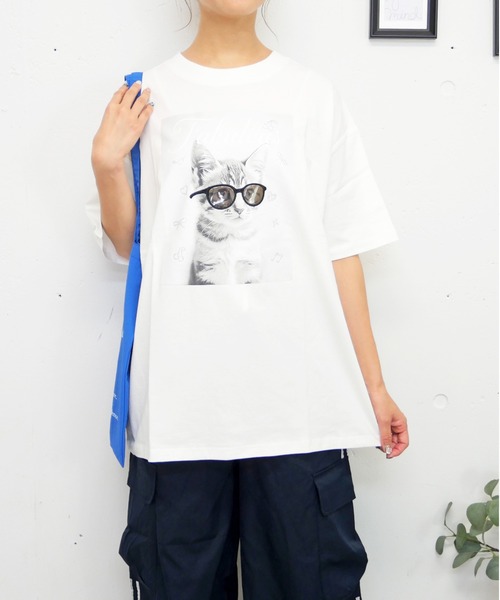 FUN(ファン)の「ネコテンシャT(Tシャツ/カットソー・レディース・ネイビー/チャコールグレー/オフホワイト・FREE)」の1枚目の写真