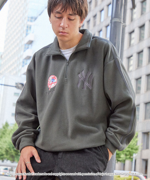 MLB(メジャーリーグベースボール)の「MLB/メジャーリーグベースボール 別注 ロゴ刺繍 マイクロフリース ドローコード ハーフジッププルオーバー(スウェット・メンズ・グレー/オフホワイト/ダークネイビー/ブラック/ダークブラウン/オリーブ・S/M/L)」の19枚目の写真