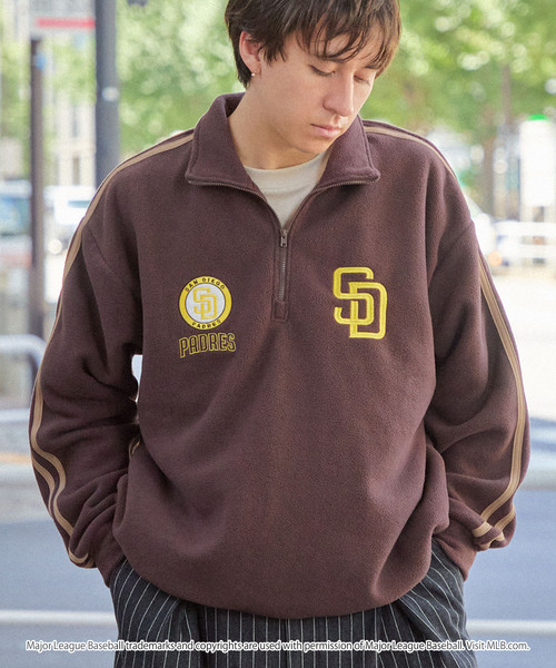 MLB(メジャーリーグベースボール)の「MLB/メジャーリーグベースボール 別注 ロゴ刺繍 マイクロフリース ドローコード ハーフジッププルオーバー(スウェット・メンズ・グレー/オフホワイト/ダークネイビー/ブラック/ダークブラウン/オリーブ・S/M/L)」の14枚目の写真