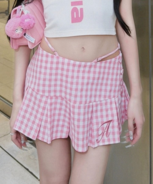 tinkerend(ティンカーエンド)の「【8iuxu_× tinkerend】Gingham Pleats Mini Skort / ギンガムチェックプリーツミニスカパン(スカート・レディース・ピンク/イエロー・M/S)」の3枚目の写真