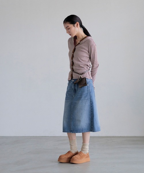 LOWRYS FARM(ローリーズファーム)の「CONE/Wウエストミディスカート 1047092(スカート・レディース・ブラック/ブルー・MEDIUM/LARGE)」の4枚目の写真