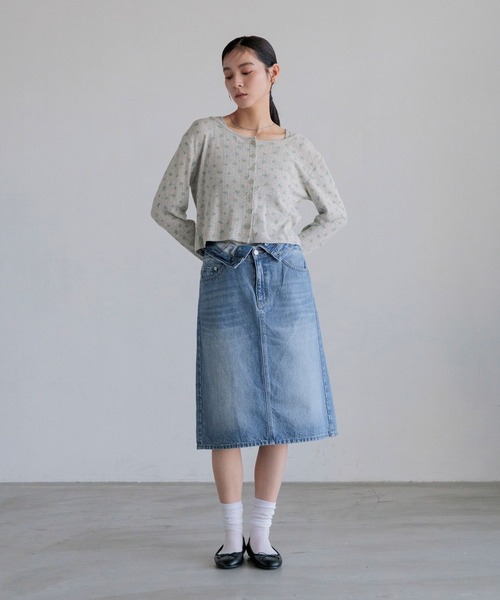 LOWRYS FARM(ローリーズファーム)の「CONE/Wウエストミディスカート 1047092(スカート・レディース・ブラック/ブルー・MEDIUM/LARGE)」の6枚目の写真