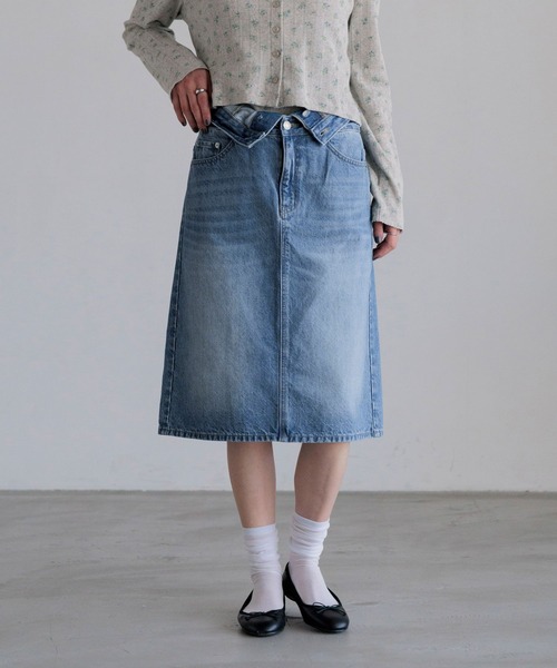 LOWRYS FARM(ローリーズファーム)の「CONE/Wウエストミディスカート 1047092(スカート・レディース・ブラック/ブルー・MEDIUM/LARGE)」の8枚目の写真