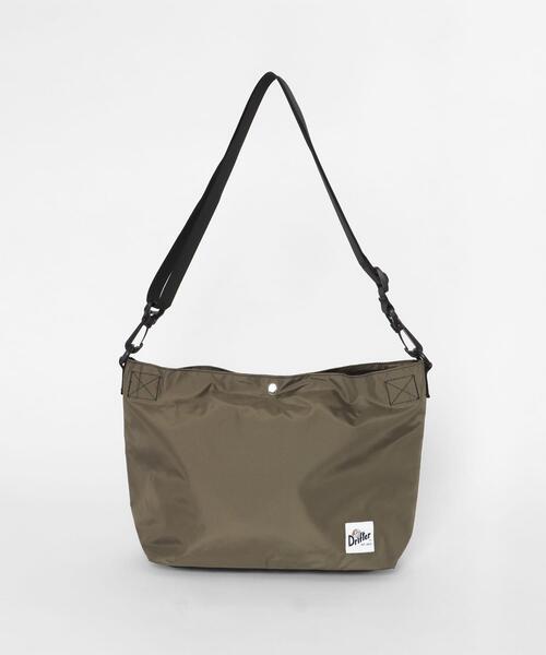 Drifter(ドリフター)の「DRIFTER CARRY ALL BAG(ショルダーバッグ・レディース・ブラック/モカ/アニマル/その他1・ONE)」の1枚目の写真
