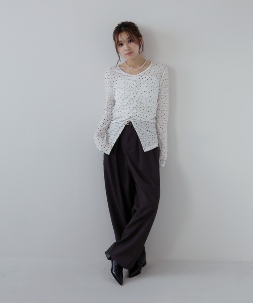 AMUU. PRECIEUSE(アムープレシューズ)の「【SETUP対応】ベルトループタックワイドスラックス(スラックス・レディース・ブラウン/チャコールグレー/ブラック・FREE)」の4枚目の写真