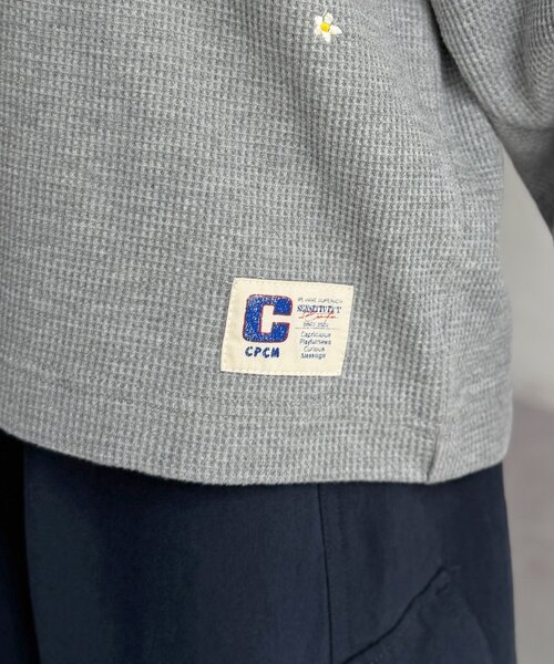 CPCM(シーピーシーエム)の「フラワー刺繍ワッフルヘンリー(Tシャツ/カットソー・メンズ・ネイビー/カーキ/グレー・MEDIUM/SMALL/LARGE)」の12枚目の写真