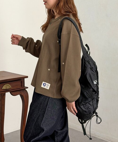 CPCM(シーピーシーエム)の「フラワー刺繍ワッフルヘンリー(Tシャツ/カットソー・メンズ・ネイビー/カーキ/グレー・MEDIUM/SMALL/LARGE)」の14枚目の写真