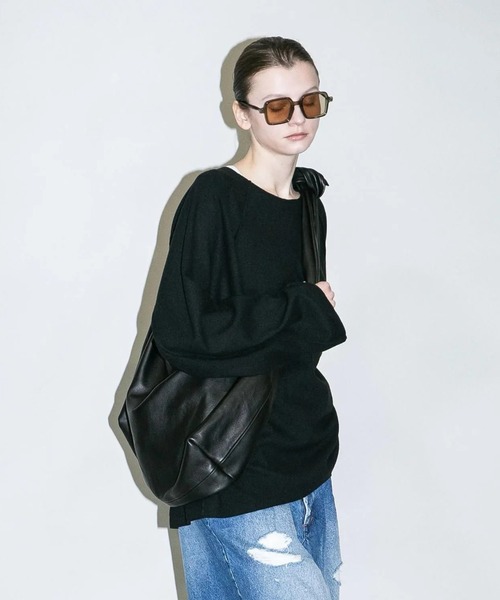 my beautiful landlet(マイビューティフルランドレット)の「【my beautiful landlet】CHROME FREE LAMB LEATHER TOTE BAG(ショルダーバッグ・メンズ・ホワイト/ブラック・FREE)」の11枚目の写真