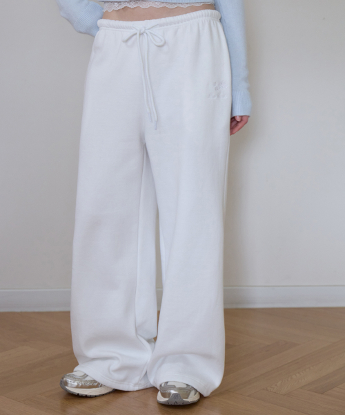 ROSEFRANTZ（ロゼフランツ）の「Rose Embroidery Wide Sweatpants [Ivory]（スウェットパンツ・レディース・アイボリー・SMALL/MEDIUM/X-SMALL）」の6枚目の写真
