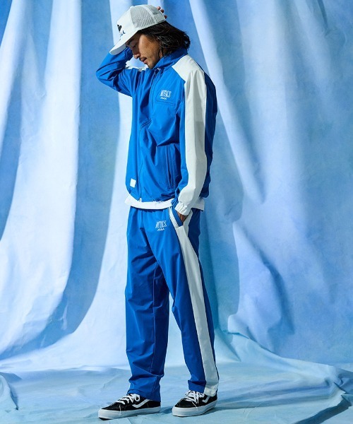 ACANTHUS(アカンサス)の「mp15429- Side Line Track Pants トラックパンツ(MA2705)(その他パンツ・メンズ・ブルー/ブラック・M/S/XL/L)」の4枚目の写真