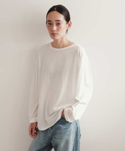BLANKROOM HER(ブランクルームウーマン)の「HEYS ロングスリーブTシャツ_WHITE(Tシャツ/カットソー・レディース・その他・ONE)」の1枚目の写真