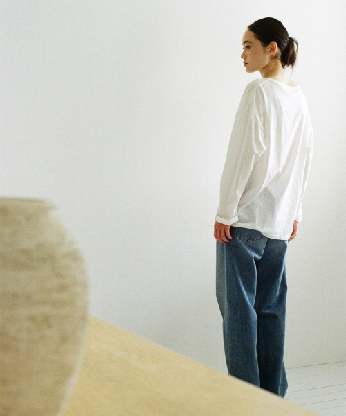 BLANKROOM HER(ブランクルームウーマン)の「HEYS ロングスリーブTシャツ_WHITE(Tシャツ/カットソー・レディース・その他・ONE)」の2枚目の写真