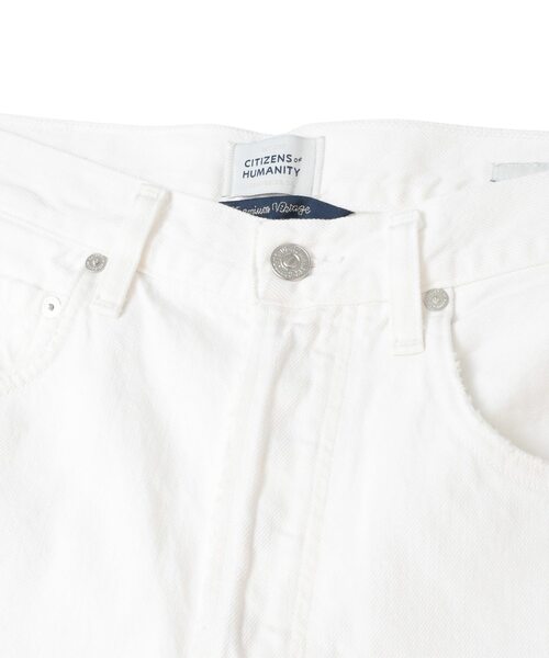SOFFITTO(ソフィット)の「【CITIZENS of HUMANITY/ シチズンズオブヒューマニティ】Ayla Raw Hem Crop(デニムパンツ・レディース・ホワイト・25inch)」の4枚目の写真