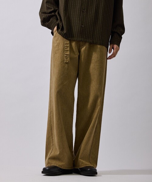 le cercle ADAM ET ROPE'(ルセルクルアダムエロペ)の「ベルト付きデニムワイドパンツ(その他パンツ・メンズ・ブラック/ダークブラウン/ベージュ・LL/M/L)」の7枚目の写真