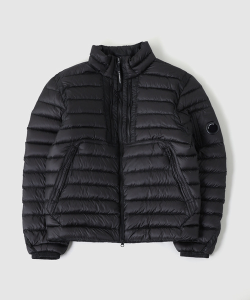 C.P. COMPANY(シーピーカンパニー)の「C.P.Company / シーピーカンパニー D.D. SHELL LENS DOWN JACKET(ダウンジャケット/コート・メンズ・ブラック/ベージュ/グレー/ホワイト系その他・MEDIUM/SMALL/LARGE)」の3枚目の写真