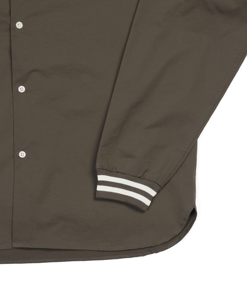 The DUFFER of ST.GEORGE(ザダファーオブセントジョージ)の「WATER REPELLENT SHORT COLLAR RIBBED SHIRT:撥水加工 ショートカラー リブ袖 長袖シャツ(シャツ/ブラウス・メンズ・ベージュ/カーキ/ブラック・MEDIUM/SMALL/LARGE/X-LARGE)」の18枚目の写真