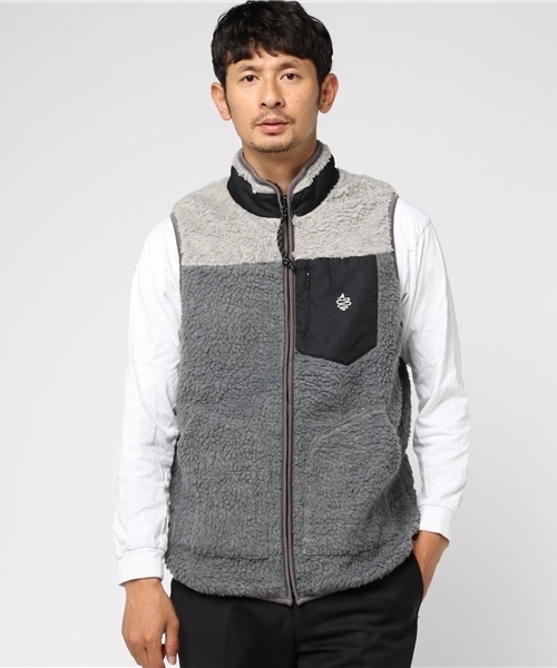 ALDIES（アールディーズ）の「Reverse Mild VT（ベスト・メンズ・グレー/ネイビー/ブラウン/ホワイト/オリーブ・LARGE/X-SMALL/MEDIUM/SMALL）」の3枚目の写真