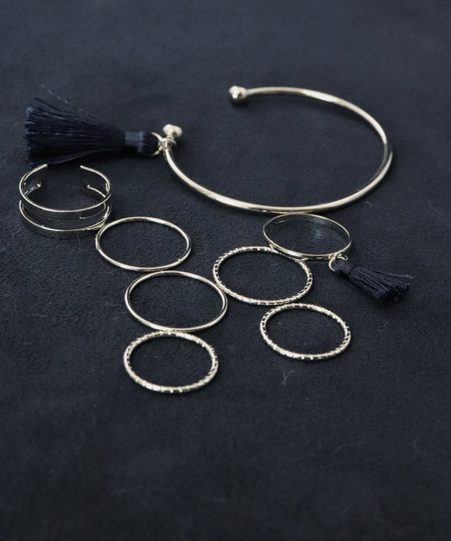 florist（フローリスト）の「2種バングル＆リング セット（バングル/リストバンド・レディース・シルバー系その他2/シルバー系その他3/ゴールド系その他2/ゴールド系その他3・FREE）」の2枚目の写真