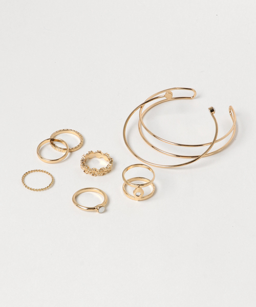 florist（フローリスト）の「2種バングル＆リング セット（バングル/リストバンド・レディース・シルバー系その他2/シルバー系その他3/ゴールド系その他2/ゴールド系その他3・FREE）」の4枚目の写真