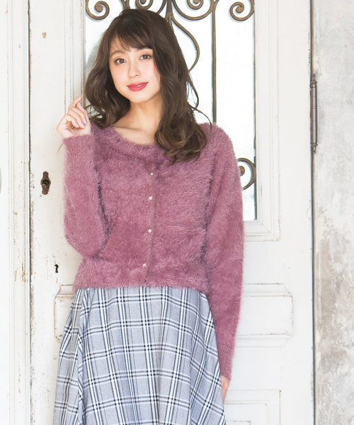 KOBE LETTUCE（コウベレタス）の「着回し力あがるフェミニンアイテム！前後着られる2WAY！パールボタンシャギーニットトップスカーディガン/レディースセーター[C2957]神戸レタス（カーディガン/ボレロ・レディース・ベージュ/ネイビー/グレー/ピンク系その他・FREE）」の4枚目の写真