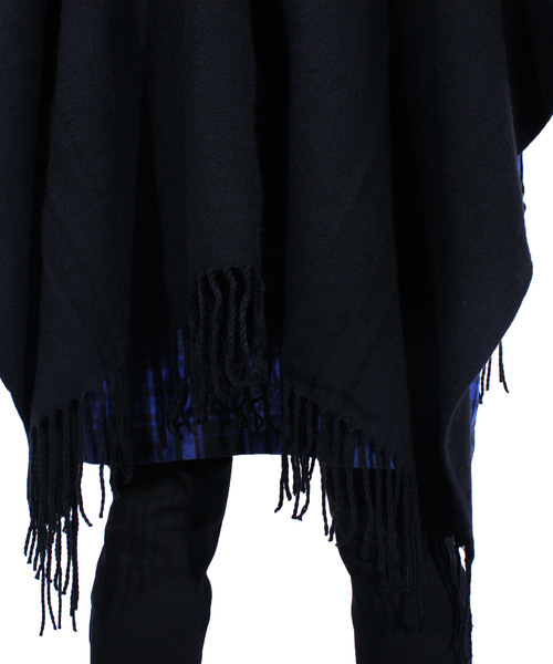 ８(eight)（エイト）の「無地 ポンチョ 大判 マフラー（ポンチョ・メンズ・ブラック/グレー/ブラウン/ネイビー・FREE）」の21枚目の写真