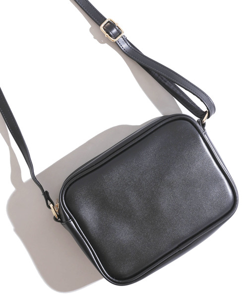 WEGO（ウィゴー）の「WEGO/デイリースクエアショルダーバッグ（ショルダーバッグ・レディース・ブラウン/レッド/ブラック・FREE）」の2枚目の写真