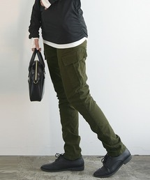 and it_（アンドイット）の「ストレッチツイルカーゴパンツ（カーゴパンツ）」