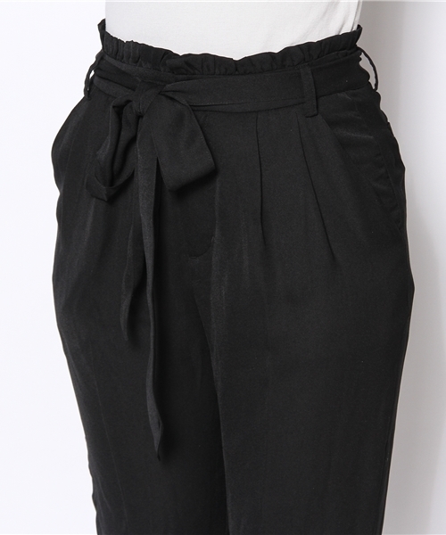 one after another NICE CLAUP（ワンアフターアナザーナイスクラップ）の「テーパードパンツ（その他パンツ・レディース・ベージュ/ピンクベージュ/ブラック・FREE）」の4枚目の写真