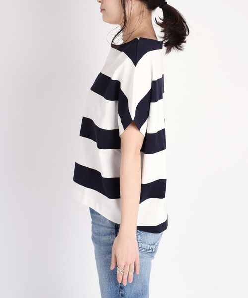 SHIPS（シップス）の「ワイドボーダーボトルネック◇（Tシャツ/カットソー・レディース・ベージュ/ネイビー/ダークブルー/レッド/コバルトブルー/ワインレッド・ONE SIZE）」の8枚目の写真