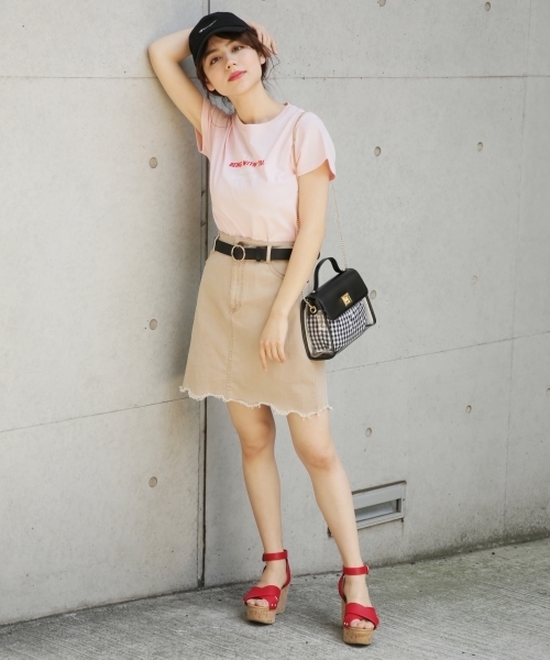 Heather(ヘザー)の「アソートロゴT 793989(Tシャツ/カットソー・レディース・ホワイト/ブラック/ピンク・FREE)」の8枚目の写真