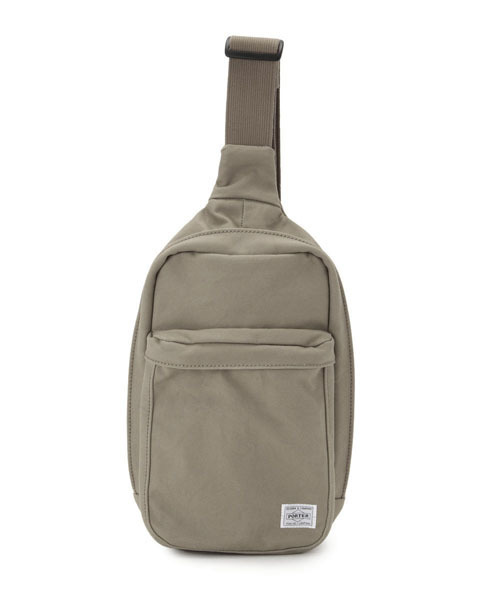 PORTER（ポーター）の「PORTER BEAT ONE SHOULDER BAG <B印 YOSHIDA SELECT>（ショルダーバッグ・メンズ・ブラック/ベージュ/オリーブ・ONE SIZE）」の3枚目の写真