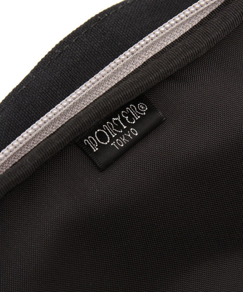 PORTER（ポーター）の「PORTER BEAT ONE SHOULDER BAG <B印 YOSHIDA SELECT>（ショルダーバッグ・メンズ・ブラック/ベージュ/オリーブ・ONE SIZE）」の14枚目の写真